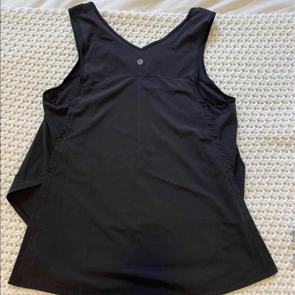 Lululemon tank top